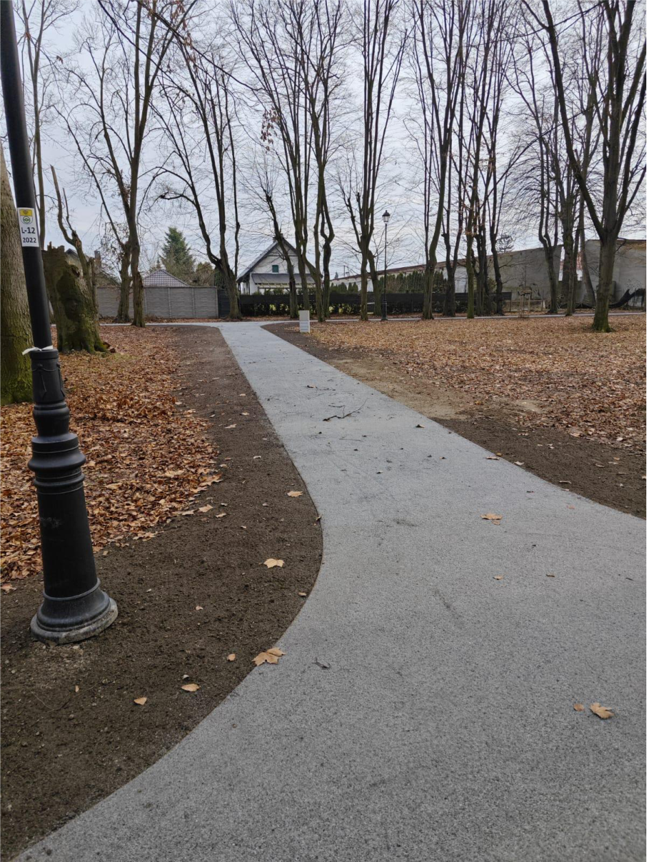 Park w Jelczu-Laskowicach