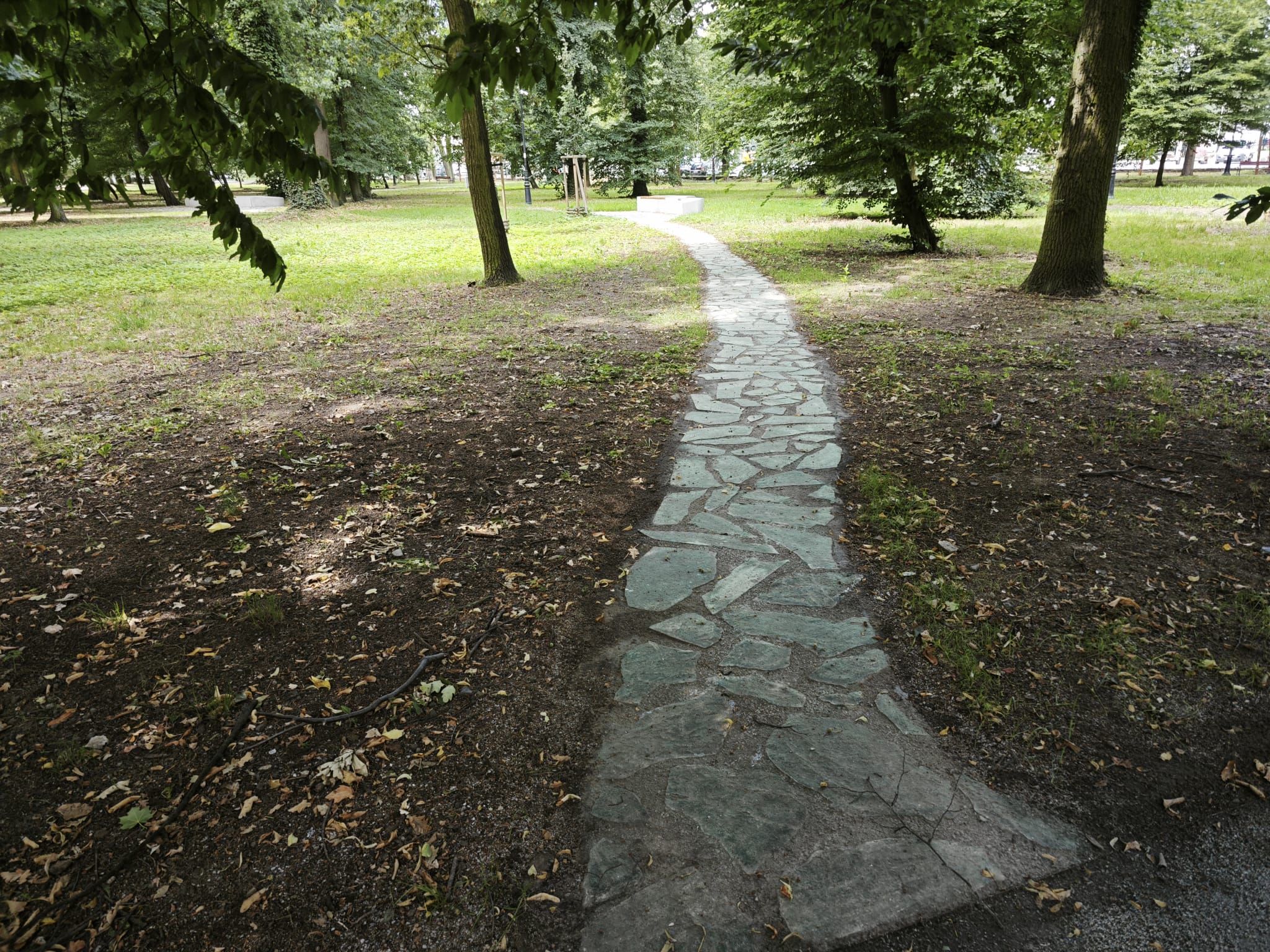 Park w Jelczu-Laskowicach