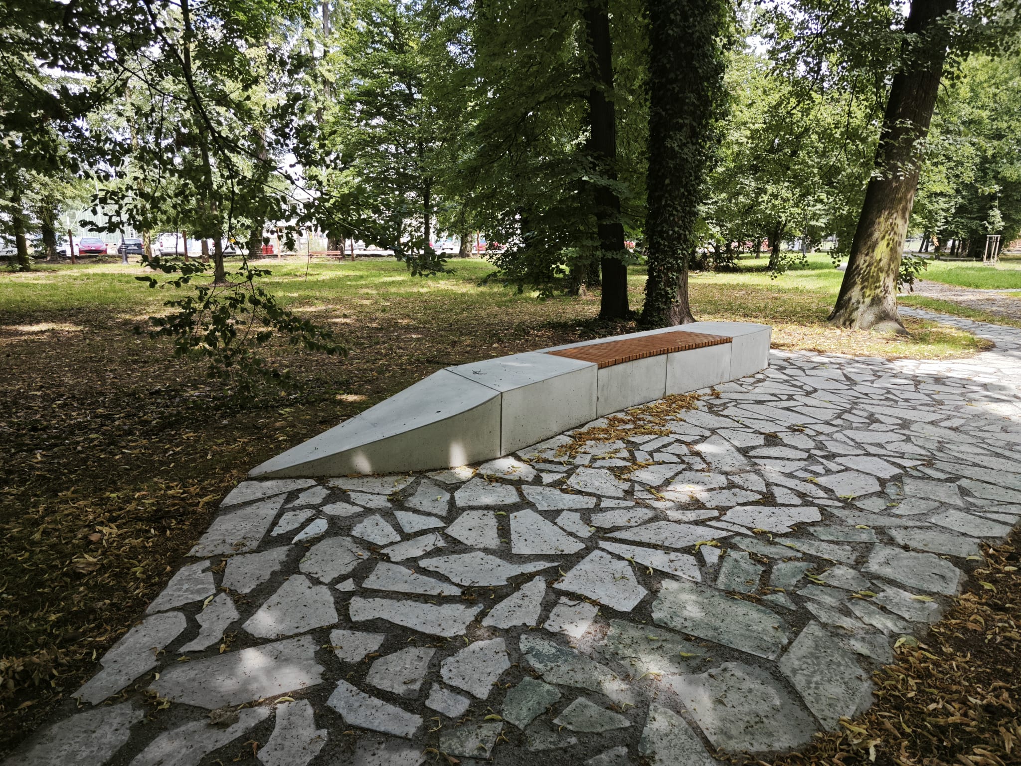 Park w Jelczu-Laskowicach