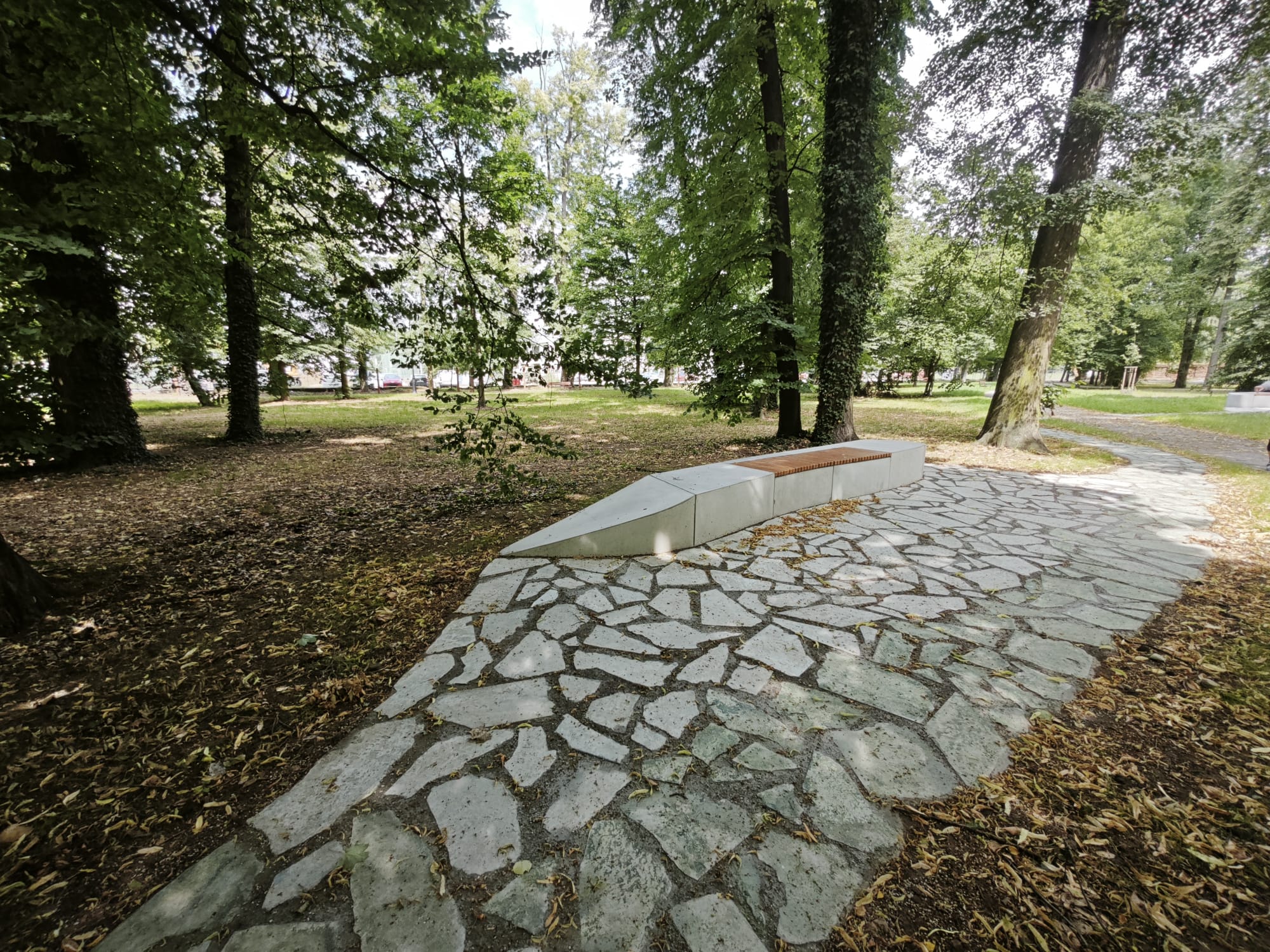 Park w Jelczu-Laskowicach